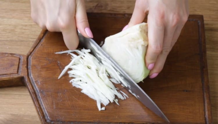 Finely chop the cabbage.