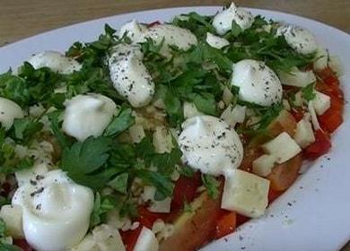 Najukusnija salata s orasima i dimljenom piletinom: korak po korak recept s fotografijama i videozapisima.