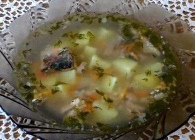 Cooking a delicious canned fish soup: a recipe with step by step photos!