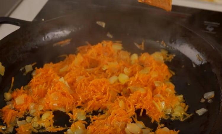 Add carrot to the onion and mix.