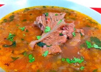 Délicieuse soupe au kharcho: une recette pour cuisiner à la maison.