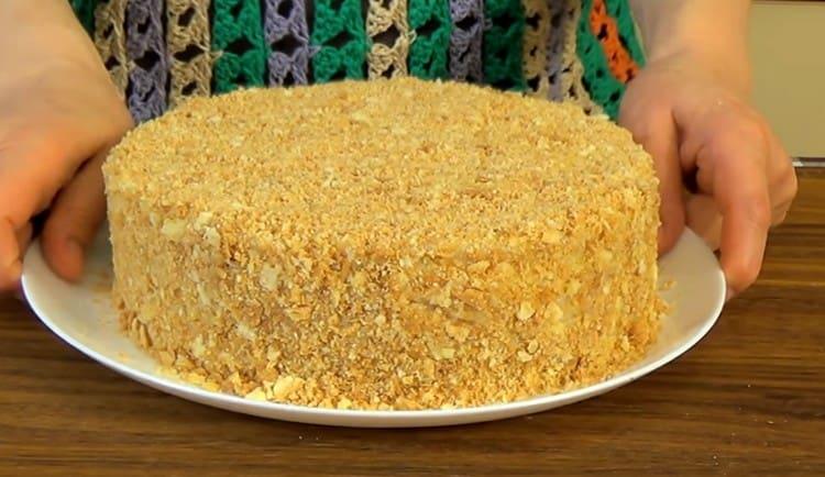 Ito ay lamang na maaari kang gumawa ng Napoleon cake sa bahay.