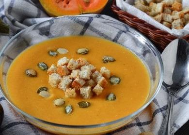 The most delicious recipe for pumpkin cream soup with cream: cook with step by step photos!