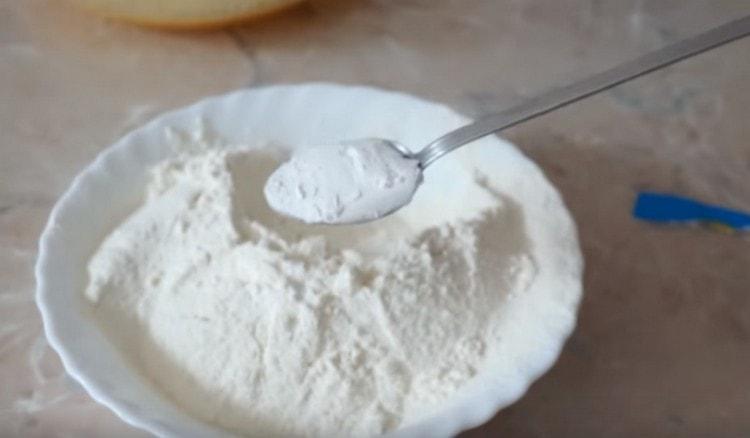Mix flour with baking powder.