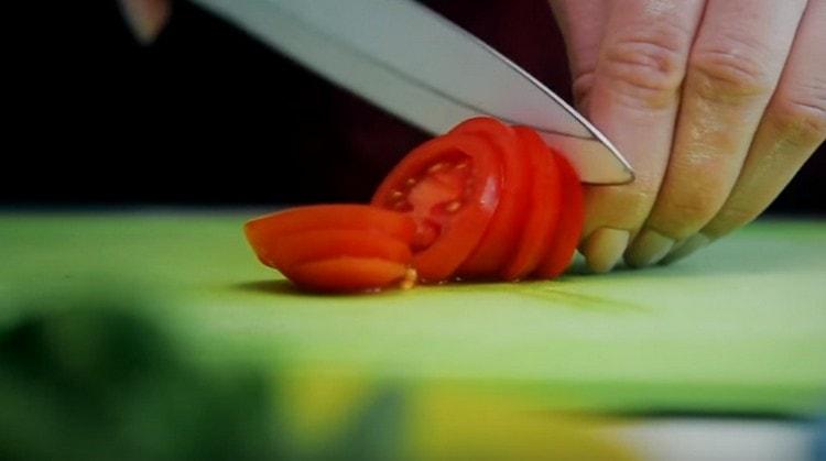 Cherry tomatoes cut into circles.