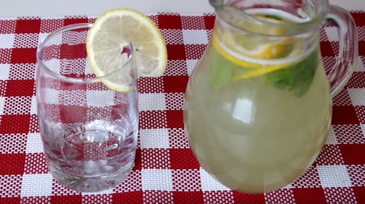 Comme vous pouvez le constater, la limonade au gingembre selon cette recette peut être préparée en quelques minutes.