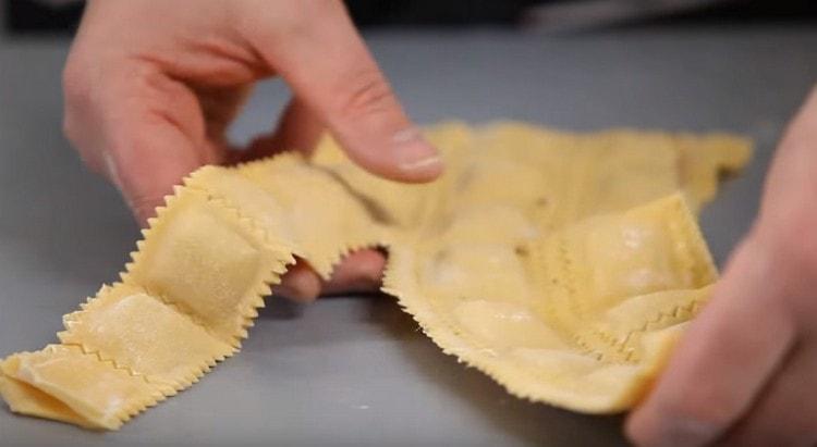 Carefully separate the ravioli from each other.