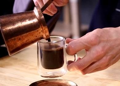 Kako pravilno kuhati kavu na turskom: recept s fotografijom.