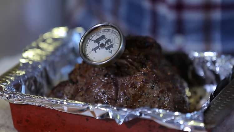 Para hacer un rosbif clásico con una receta simple, verifique la temperatura