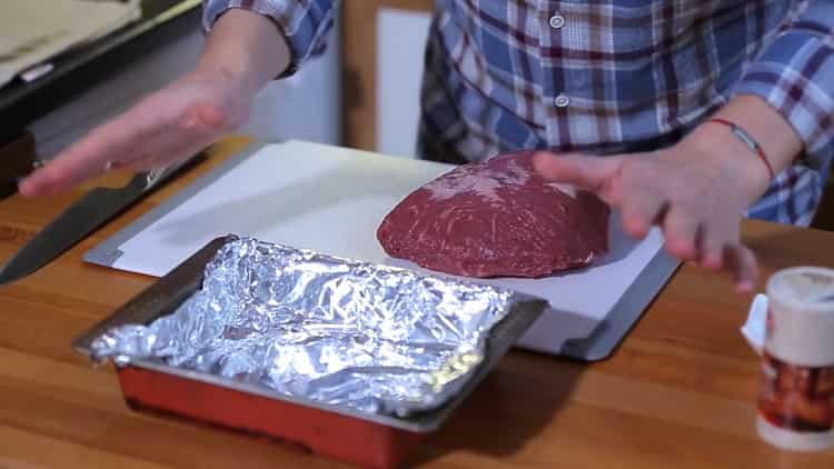To make a classic roast beef using a simple recipe, prepare a form