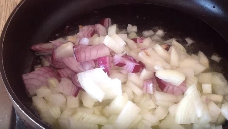 Fry finely chopped onions in a pan.