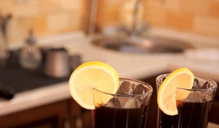 In the recipe for coffee with cognac, lemon is often used to decorate.