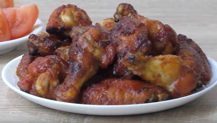 Here you can cook such chicken wings in the oven with a crust in your own kitchen.