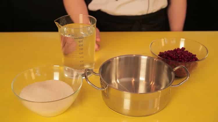Pripremite sastojke za sok od brusnica