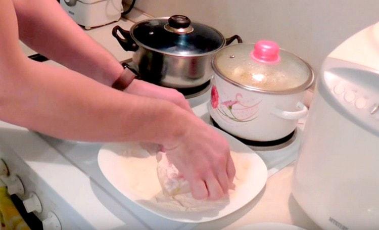 Bone fish with flour.