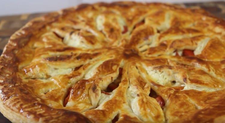 Comme vous pouvez le constater, vous pouvez réaliser une tarte aussi sucrée en quelques minutes à la lettre.