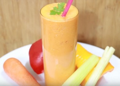 Cocinar un batido de verduras delicioso y saludable de acuerdo con la receta con una foto.