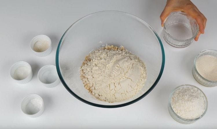 Combine oatmeal with flour.