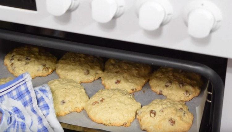 Lors de la cuisson, ce cookie doit être vérifié périodiquement.