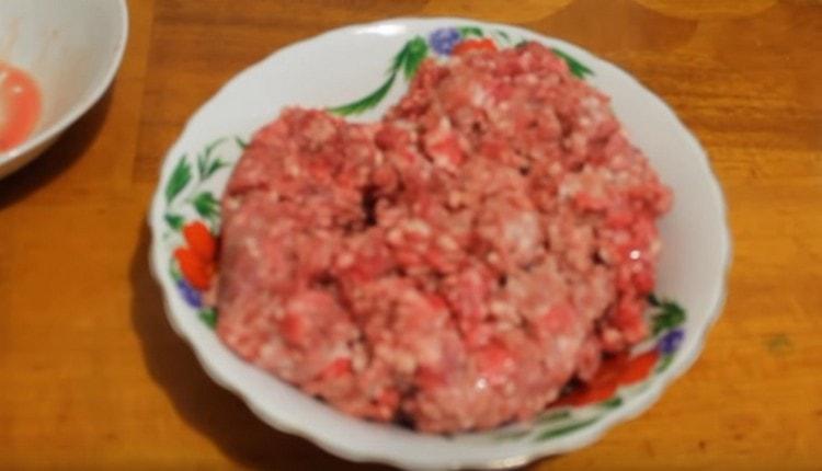 You can even take minced meat for dumplings.