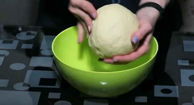 The dough should turn out smooth.