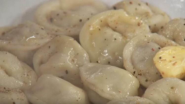 As you can see, cooking dumplings according to the classic recipe is easy.