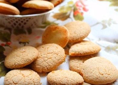 Cuisson de biscuits Leningrad gastronomiques selon la recette avec des photos étape par étape.
