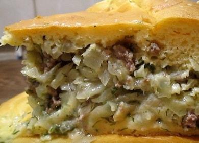 Delicious and simple jellied pie with cabbage and meat: we cook according to the recipe with a photo.