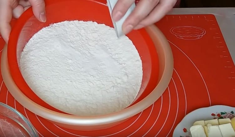 Sift flour, add salt and baking powder.