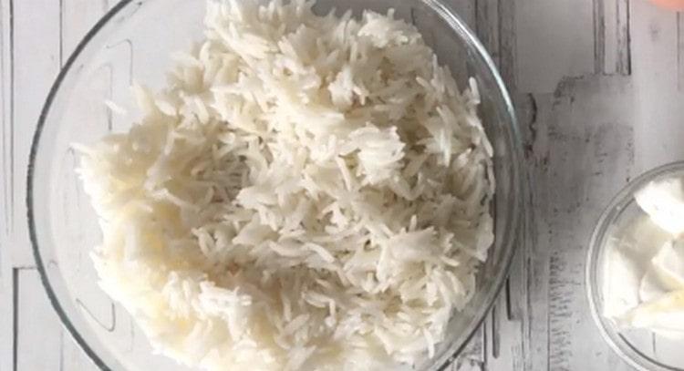 Boil until cooked and cool rice.