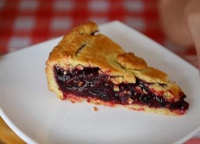 Berry pie - an incredibly delicious summer recipe
