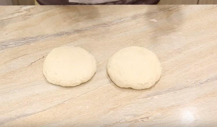 You can divide the dough into two parts.