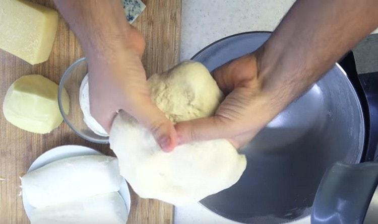 La pâte doit devenir molle et tendre.