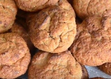 Cuire une recette simple et savoureuse de biscuits de protéines avec une photo.