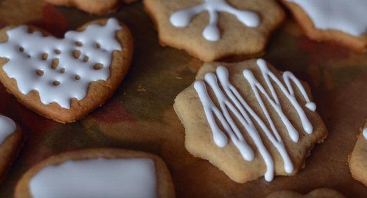 tales galletas navideñas con glaseado son muy sabrosas y también fragantes.