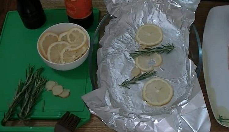 We also add ginger circles and sprigs of rosemary to the foil.