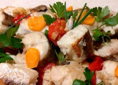 Vrlo ukusna i nježna riba s povrćem u pećnici: recept s fotografijama i video zapisima po korak.