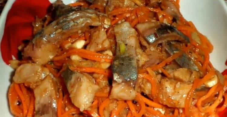 Try to cook herring hehe according to this recipe and enjoy the spicy taste of oriental appetizer.