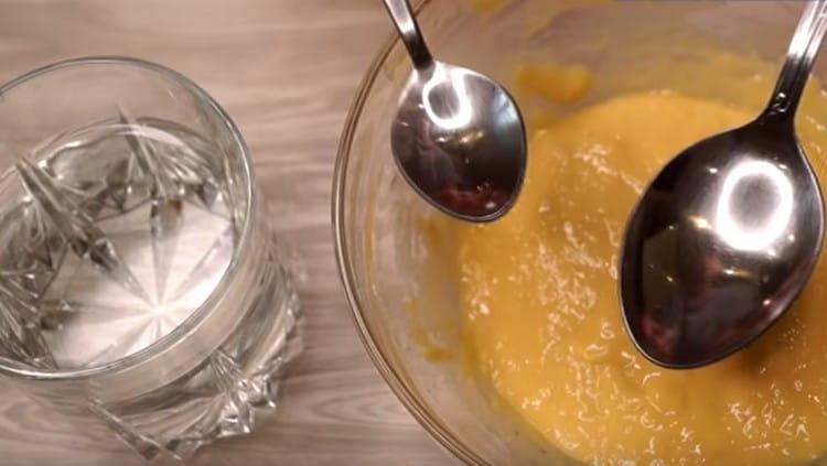 It is convenient to form dumplings with the help of two spoons.