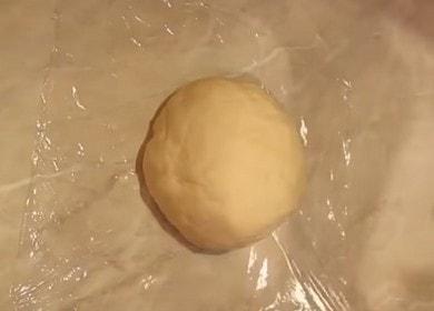 Cooking dough for dumplings in milk: a step by step recipe with a photo.
