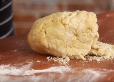 Pâte brisée pour la tourte de poisson - bases de la cuisine