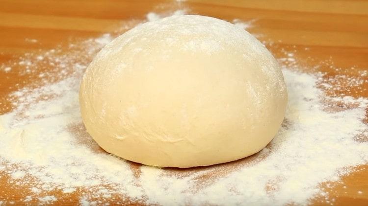 Manti dough without eggs is ready.