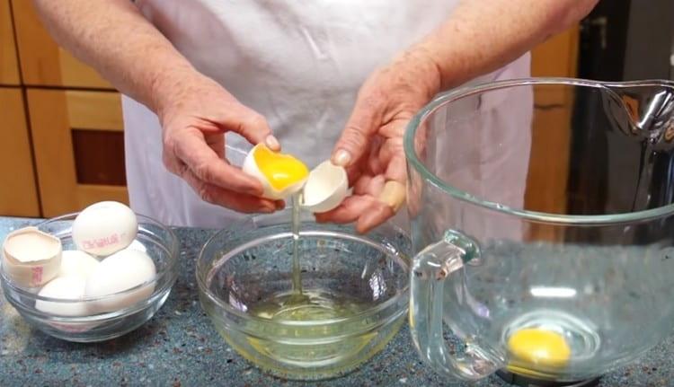 we divide the eggs into proteins and yolks, we send the proteins to the refrigerator.
