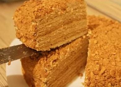 The delicious cake Ryzhik: a classic recipe with step by step photos.