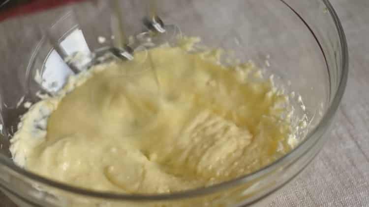 Batir la mantequilla para la crema