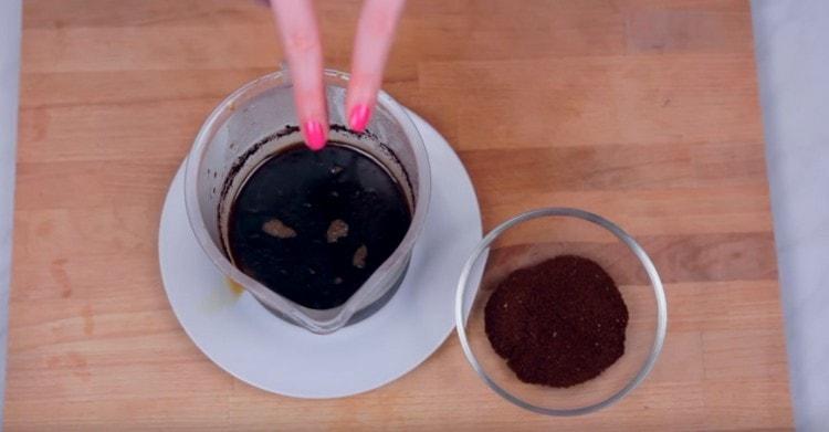 Cooking coffee concentrate.