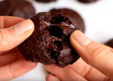 Mega Chocolate Cookies - With Liquid Chocolate Inside