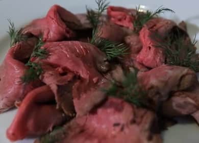 Rôti de boeuf classique selon une recette étape par étape avec photo