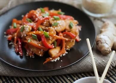 Teriyaki κοτόπουλο σε μια συνταγή βήμα προς βήμα με φωτογραφία