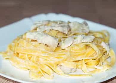 Fettuccine tjestenina s piletinom - ukusna večera u 15 minuta